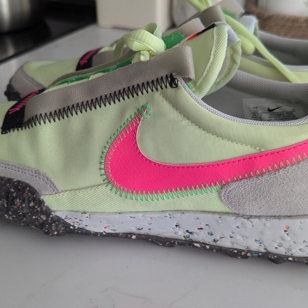 Nike Waffle Racers Neon Green and Hot Pink Women's Sz 10